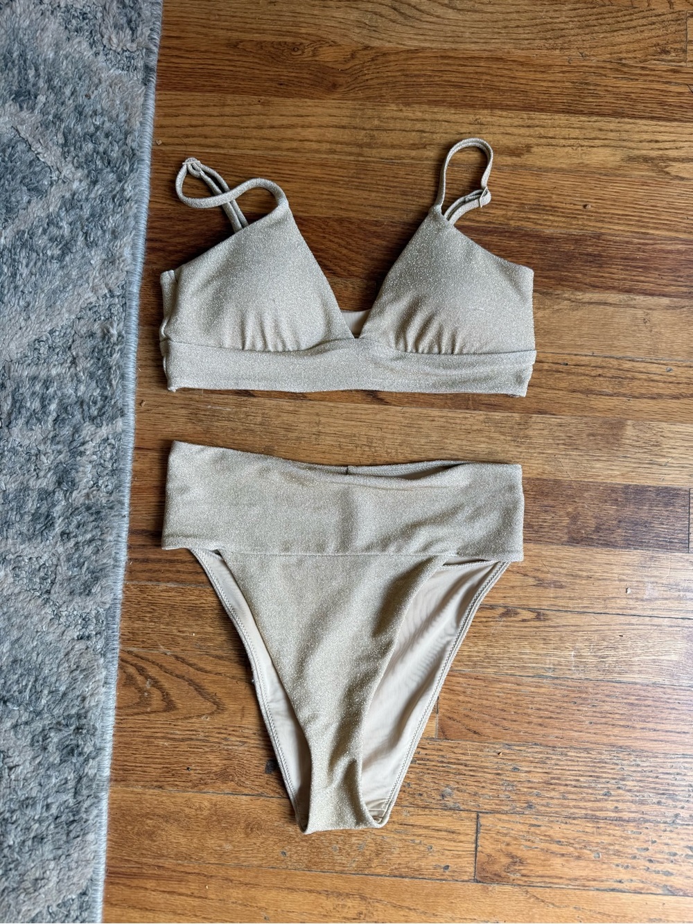 Aerie Bikini top and bottoms Gold finish. Sz: Medium